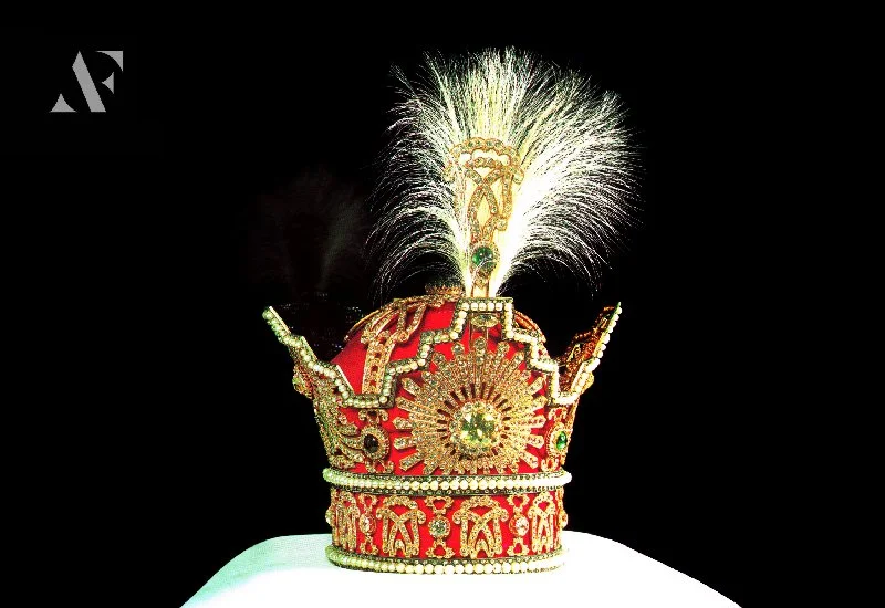 Persian Royalty Crown Jewels and Artifacts