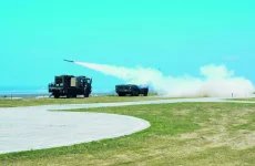 Yunus to observe army winter manoeuvre in Rajbari4.webp