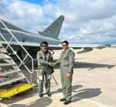 BAF chief inspecting Eurofighter in Italy2.webp