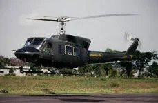 Bell-212 taking off.webp